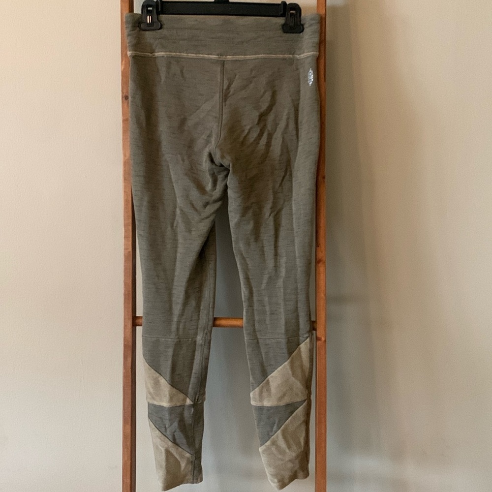 Free People Movement workout leggings - Picture 4 of 10